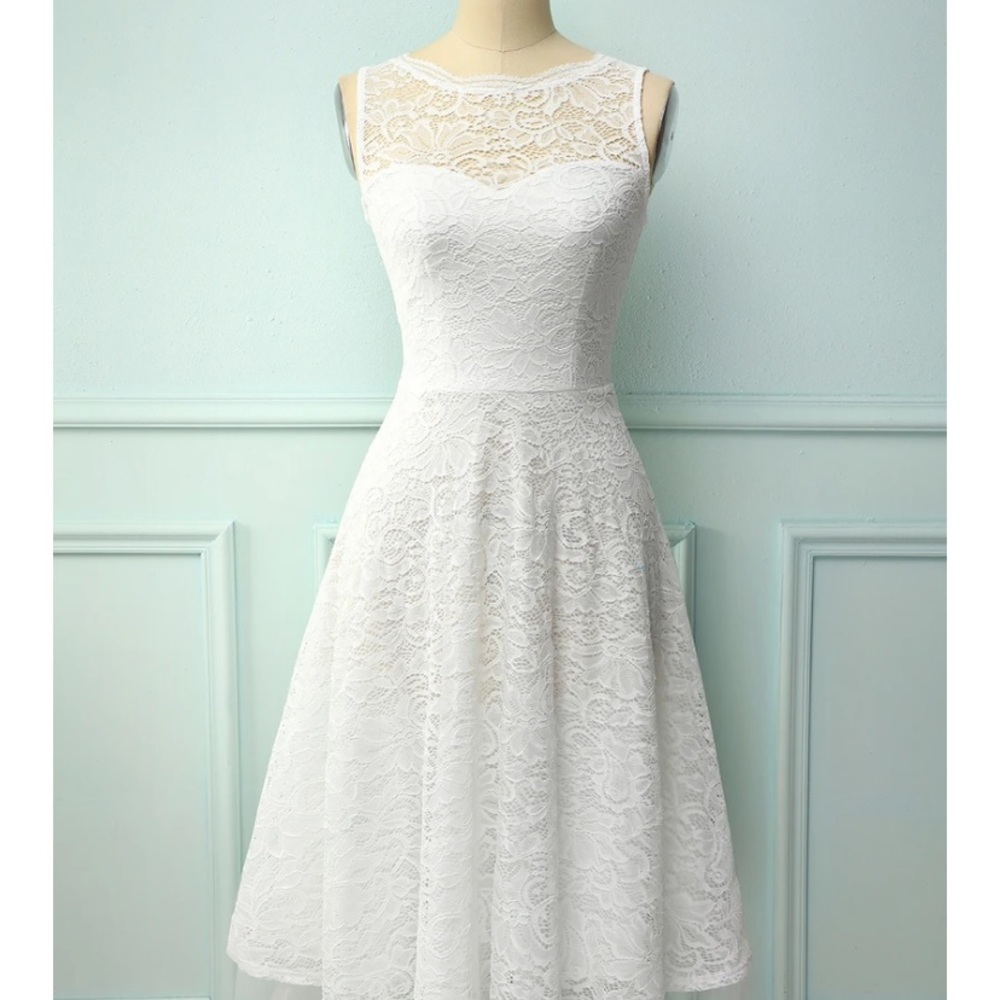 Zapaka lace white formal dress size medium